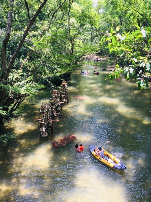 Tắm suối, chèo thuyền Kayak ở công viên Ozo