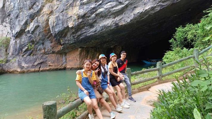 Tour Phong Nha suối Moọc