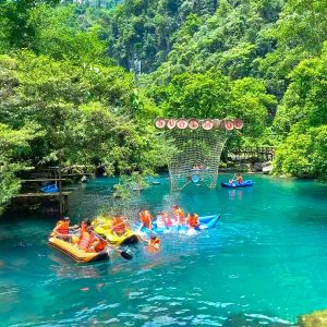 Tour du lịch động Phong Nha suối nước Moọc